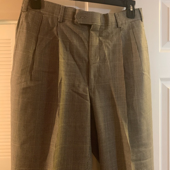 TOMMY HILFIGER PLAID SUIT. - Picture 10 of 11